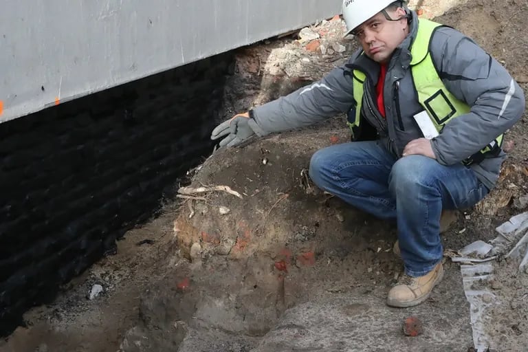 World War II Jewish Treasure Found Buried Beneath Yard in Poland
