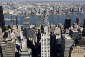 Uno de los rascacielos más imponentes de Nueva York tembló y aterró a todos en la torre
