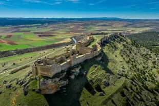 El castillo de Gormaz es considerado patrimonio histórico de España y llegó a se la fortaleza europea más grande en la época de las Cruzadas