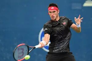 US Open: Mayer sufrió el calor y abandonó en el cemento neoyorquino