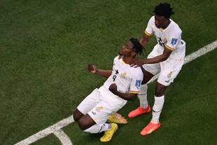 El ghanés Mohammed Salisu convierte el segundo gol de Ghana frente a Corea del Sur