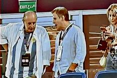 Martín Redrado y Jose Luis Manzano, íntima charla de tribuna en la previa al partido