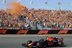 GP de los Países Bajos de Fórmula 1: Verstappen voló en su casa y celebró la pole ante una multitud