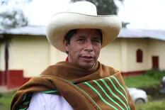 Perú: Pedro Castillo, un maestro que quiere dar vuelta la Constitución