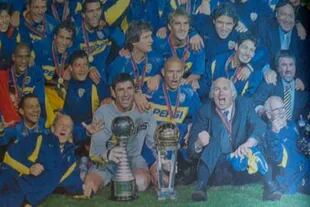 El festejo de los jugadores de Boca y Bianchi ante Milan, en 2003