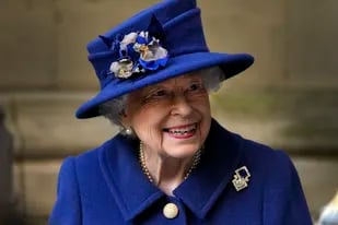 La reina Isabel II es muy coqueta y ha usado la misma crema anti envejecimiento toda su vida (Foto AP/Frank Augstein, Pool, archivo)