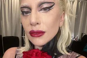 Lady Gaga lloró tras verse obligada a suspender un concierto en Miami: “Era demasiado peligroso”