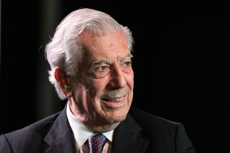 Mario Vargas Llosa, nuevo miembro de la Academia Francesa de la lengua