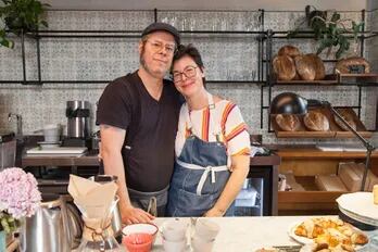 Albertine. La cafetería de especialidad y panadería artesanal fundada por una pareja que se enamoró de Colonia del Sacramento