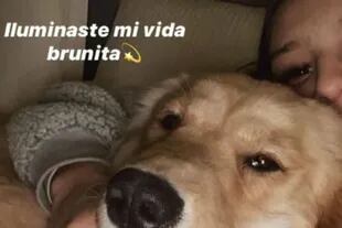 Junita Tinelli junto a su mascota, Brunita ( Foto: Instagram)