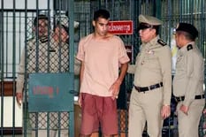 El caso del futbolista detenido cuando llegó a Tailandia para su luna de miel