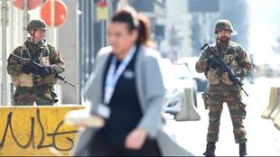 Soldados patrullan el centro de Bruselas