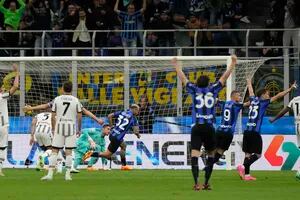 Lautaro falló en la definición, pero Inter le ganó a Juventus y jugará la final de la Copa Italia