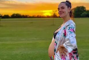 Julieta Nair Calvo, feliz con su primer embarazo