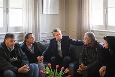 El presidente Macri recibe en Olivos a familiares de las policías asesinadas