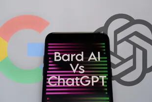 Google presentó Bard, su motor de inteligencia conversacional, para competir con ChatGPT; tiene algunas características que lo diferencian de esa otra plataforma