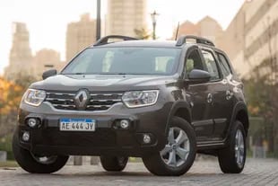 A un precio de lista de $3.726.100, Renault propone cuatro versiones de su ya tradicional Duster