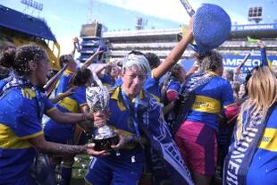 De fiesta; el equipo de Boca celebró el 26° título en el fútbol femenino