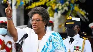 La primera ministra de Barbados, Mia Amor, durante la proclamación de la república el pasado 30 de noviembre
