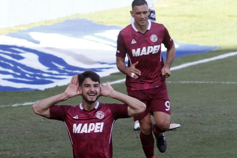 Lanús le ganó a Aldosivi en Mar del Plata 3-2 con goles de Sand (2) y López