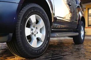 Una reconocida empresa de neumáticos retirará más de 173.000 llantas por fallas de seguridad