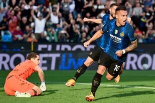 Lautaro Martínez festeja su gol frente al Udinese