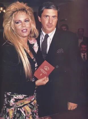 Su casamiento con Enrique Capozzolo, en 1982