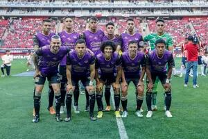El club mexicano que echó a su DT argentino y a ocho jugadores por la pésima campaña en el torneo