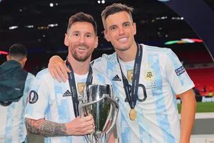 Después de quedar afuera de la lista de Scaloni por una lesión, la selección nacional le envió un mensaje a Lo Celso antes del triunfo con Emiratos Árabes; Lionel Messi lo replicó en sus redes y el jugador del Villareal le agradeció "por tanto"