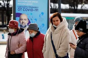 “La situación está empeorando”: Moscú endurece las normas ante el aumento de casos