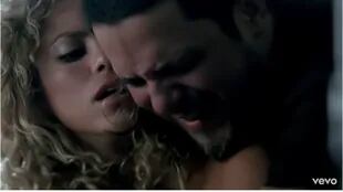 En el 2005, Shakira y Alejandro Sanz actuaron en un video musical en el que protagonizaron algunas escenas subidas de tono