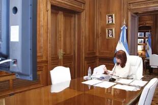 Cristina Kirchner utilizó su despacho para declarar ante la Casación en la causa Dólar Futuro