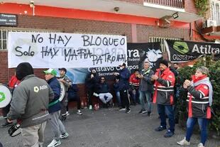 La gente del gremio bloqueó el ingreso a la fábrica de Villa Devoto, en Capital Federal 