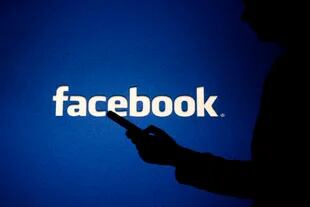 Meta registró un retroceso en su red social Facebook por primera vez en su historia, con un millón de usuarios activos diarios menos comparado con el trimestre previo