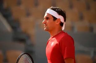 Un nuevo intento de Roger Federer, en los primeros torneos de su vuelta tras una larga inactividad; el suizo de 39 años compite en Roland Garros, pero apunta a Wimbledon.