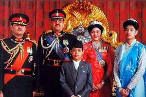 Amor, realeza y muerte: la masacre familiar que dinamitó la monarquía en Nepal