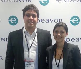 Felipe Herrera, cofundador y CEO de Space Guru, y Livia Armani, cofundadora y COO