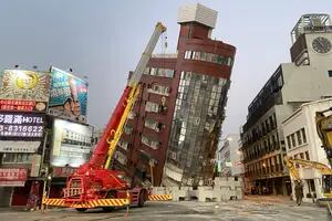 Cómo hizo Taiwán para que el devastador terremoto que derribó edificios tuviera un saldo tan bajo de muertos