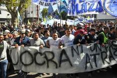 Tensión en Ensenada: heridos, piedrazos y tiros entre la Uocra y otro gremio