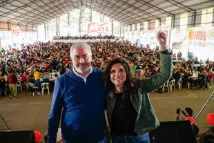 Alejandro Bodart y Celeste Fierro en un acto del MST en La Matanza