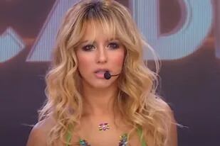 Flor Vigna la rompió imitando a Britney Spears y le tiró un palito a Occhiato