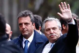 El presidente Alberto Fernández y el ministro de Economía Sergio Massa podrían presentarse para las próximas elecciones presidenciales