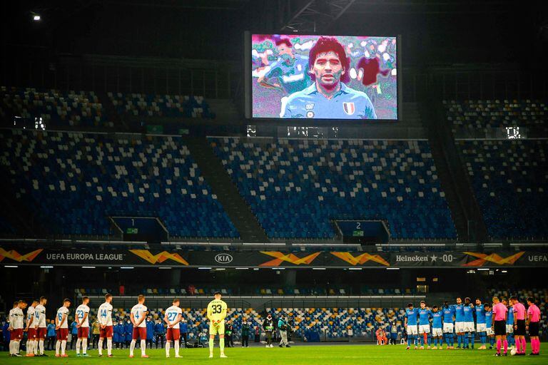 Primer partido en el Diego Maradona, ex San Paolo, la casa del Nápoli