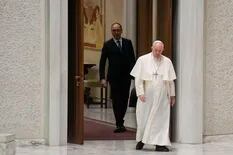 “Preocupado por la guerra”, el papa Francisco fue a la embajada rusa ante el Vaticano