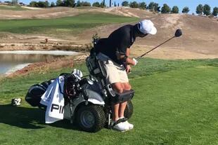 Desde el accidente juega al golf adaptado en silla de ruedas y no para de ganar torneos