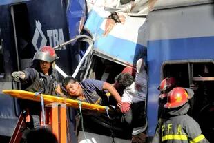 El 22 de febrero de 2012 murieron 51 personas y 789 resultaron heridas cuando el tren chapa 16 se incrustó en el andén de la estación de Once