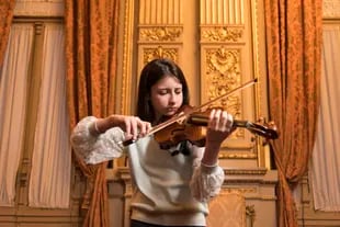 Desde que empezó a tocar el violín, Pilar se destacó no solo por su talento, sino también por su actitud; "siempre quería más", cuenta su madre