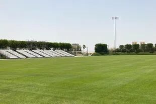 "Qatar 2022"
Dos canchas, 85 camas y un estadio para 10 mil personas: así es el predio de la Universidad de Qatar en el que vivirá la selección durante el Mundial.