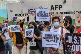 El anuncio del regreso de soldados estadounidenses a Filipinas no ha sentado bien y grupos de izquierda han protestado contra la medida.