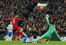 Liverpool aplastó al United con dos golazos de Salah y un emotivo gesto para Cristiano Ronaldo